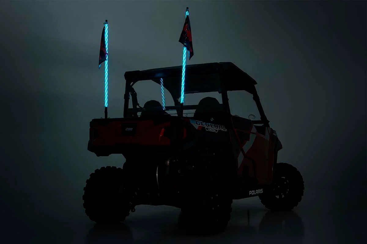assets/images/led-whip 4.jpeg